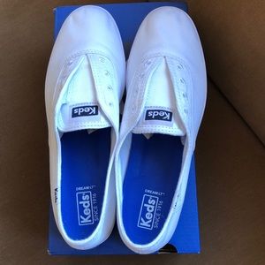 Keds Women’s Chillax White Size 8 Brand New